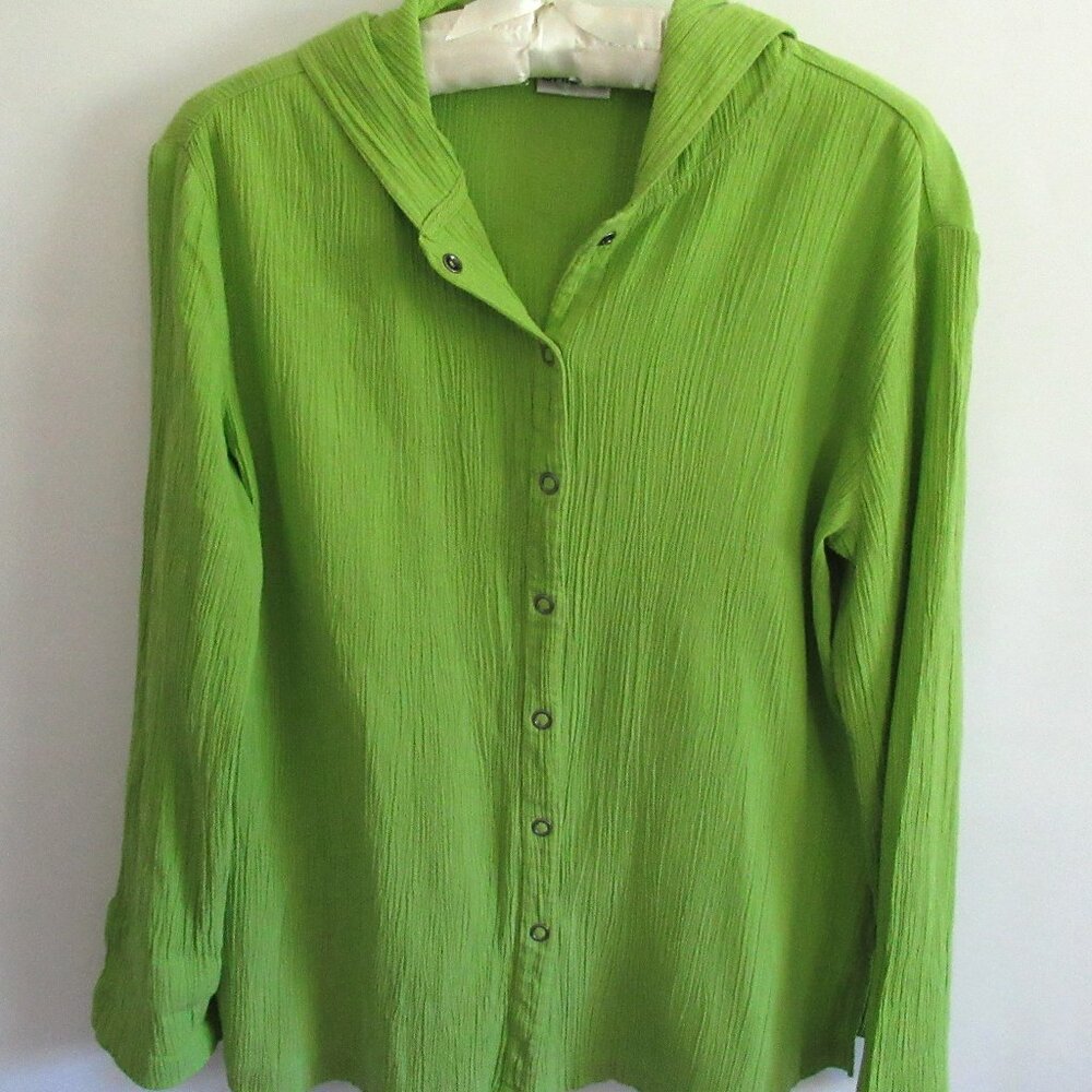 Chico's green gauze hooded long sleeve snap front shirt *Sz M*